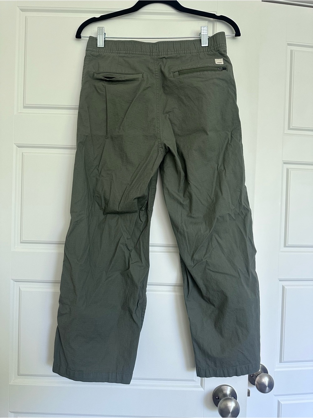 Vuori - Green Ripstop pants - Picture 2 of 3